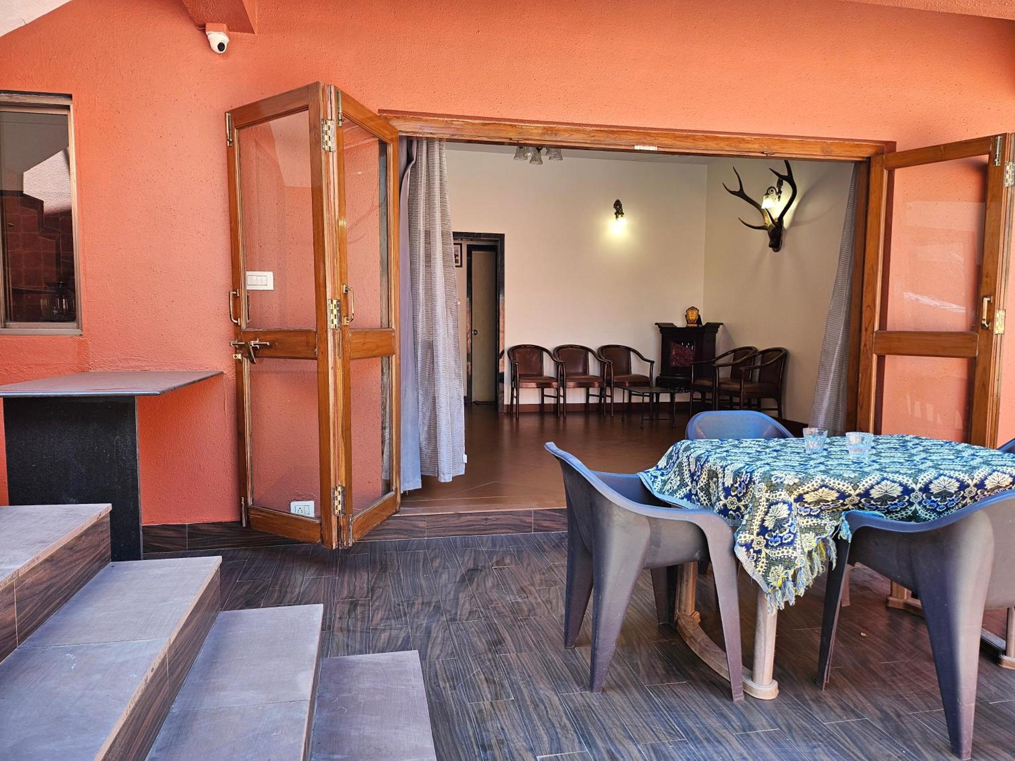 Nivritti Villa Матеран Экстерьер фото